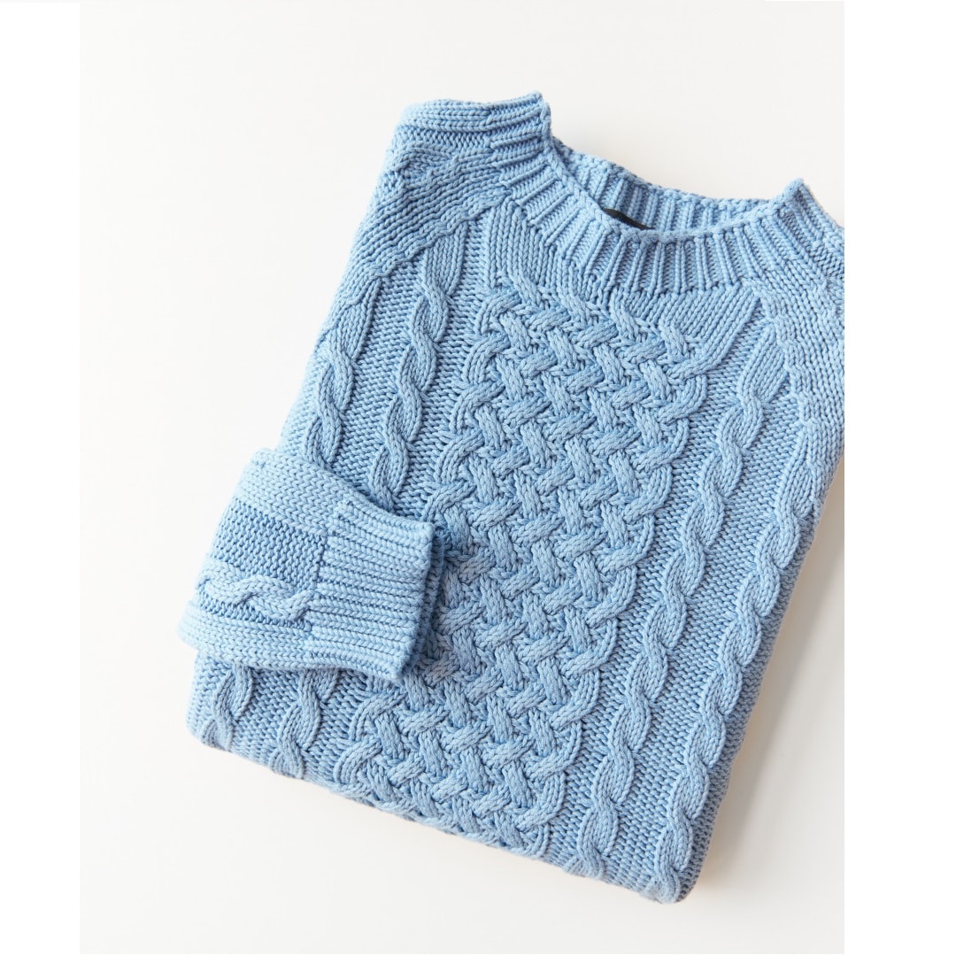 blusa tricot azul claro