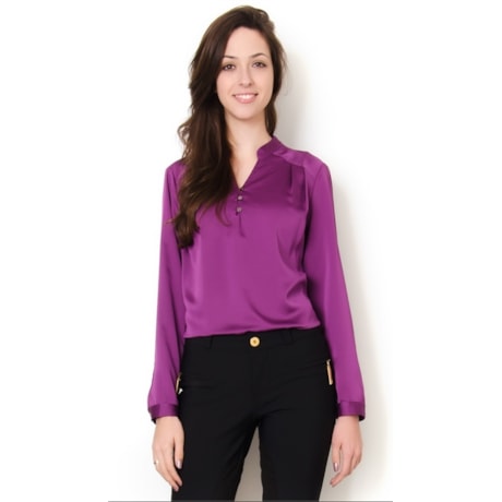 BLUSA ACETINADA GOLA  PADRE 3/BOTÕES FRENTE PREGAS M/L - ROXO BLUSA ACETINADA GOLA  PADRE 3/BOTÕES FRENTE PREGAS M/L - ROXO