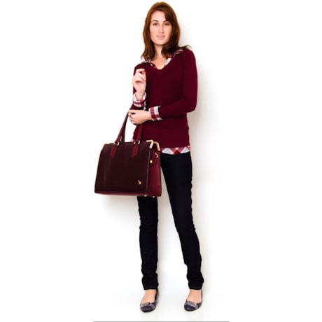 BLUSA BÁSICA DECOTE V - OLIVA BLUSA BÁSICA DECOTE V - OLIVA