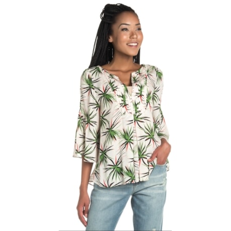 BLUSA CANTÃO ESTAMPA SELVA - OFF WHITE BLUSA CANTÃO ESTAMPA SELVA - OFF WHITE
