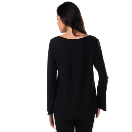 BLUSA CAPITOLLIUM EXCLUSIVE DECOTE V MANGA FLARE - PRETO BLUSA CAPITOLLIUM EXCLUSIVE DECOTE V MANGA FLARE - PRETO