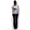 BLUSA CREPE QUADRADA COM BOLSO FLORAL - AZUL