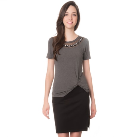 BLUSA  LAWRWNCE NÓ DECOTE BORDADO - CINZA BLUSA  LAWRWNCE NÓ DECOTE BORDADO - CINZA