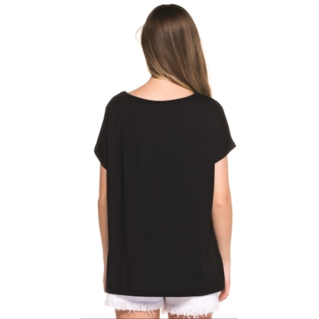 BLUSA NICE CLUB BÁSICA QUADRADA COM ABERTURA LATERAL - PRETO