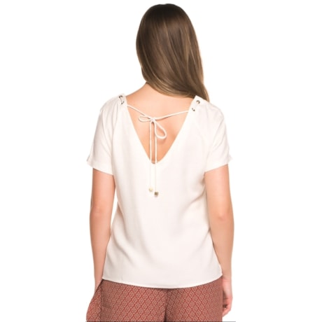 BLUSA TRIBECA DECOTE REDONDO E DETALHE  TIRAS NAS COSTAS - OFF WHITE BLUSA TRIBECA DECOTE REDONDO E DETALHE  TIRAS NAS COSTAS - OFF WHITE