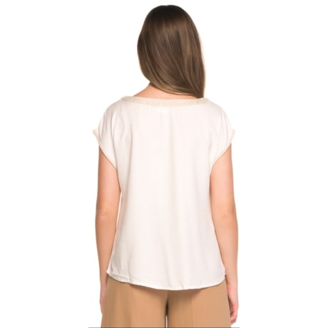 BLUSA TRIBECA DECOTE V ACABAMENTO EM LINHO - OFF WHITE