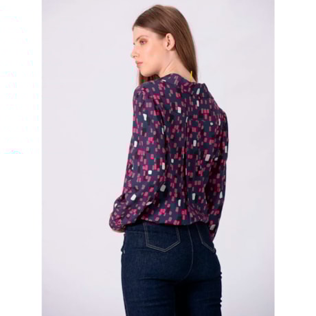 BORDA BARROCA - CAMISA VISCOSE ESTAMPA CUBOS BORDA BARROCA - CAMISA VISCOSE ESTAMPA CUBOS
