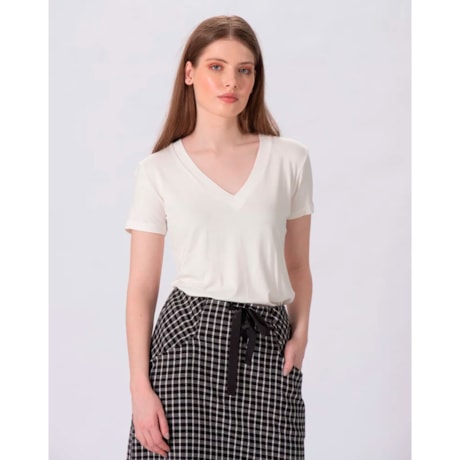 BORDA BARROCA - T-SHIRT BASICA VISCOLYCRA OFF BORDA BARROCA - T-SHIRT BASICA VISCOLYCRA OFF