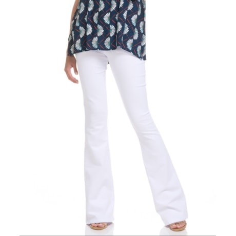 CALÇA AMBICIONE JEANS FLARE BÁSICA COLOR - BRANCO CALÇA AMBICIONE JEANS FLARE BÁSICA COLOR - BRANCO