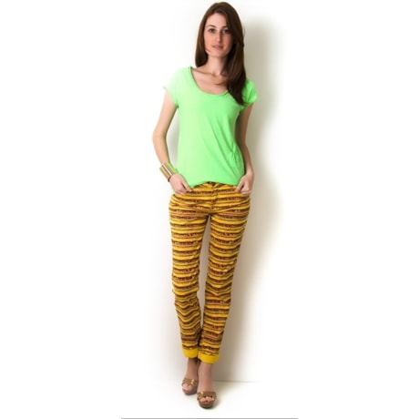 CALÇA SARJA FIVE POCKET ESTAMPA BAMBU - AMARELO