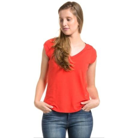 CAPITOLLIUM - BLUSA MALHA SEM MANGAS DECOTE V - PRETO CAPITOLLIUM - BLUSA MALHA SEM MANGAS DECOTE V - PRETO