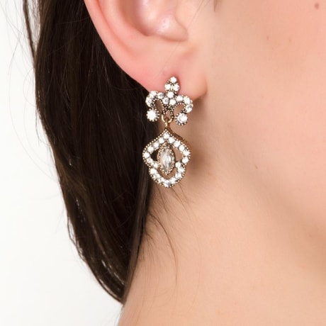 CAPITOLLIUM - BRINCO ARABESCO STRASS PEQUENO - CRISTAL