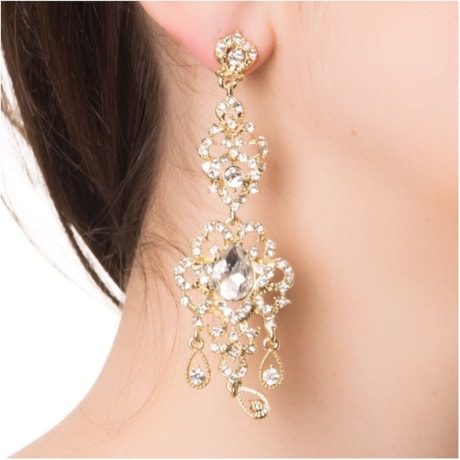 CAPITOLLIUM - BRINCO LONGO VAZADO STRASS C/CRISTAL GOTA - DOURADO