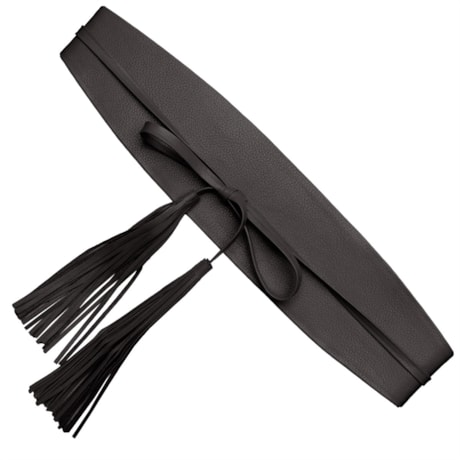CAPITOLLIUM - CINTO COURO FAIXA OBI COM PINGENTE - PRETO