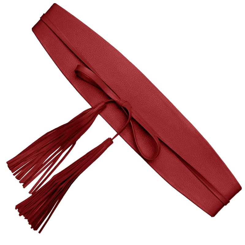 CAPITOLLIUM - CINTO COURO FAIXA OBI COM PINGENTE - VERMELHO