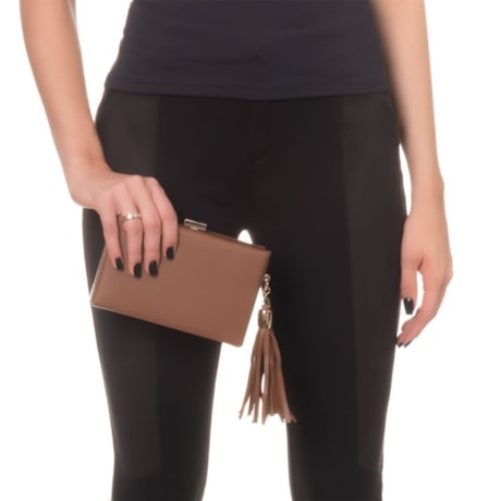 CAPITOLLIUM - CLUTCH LISA COM CHUVEIRO - MARROM