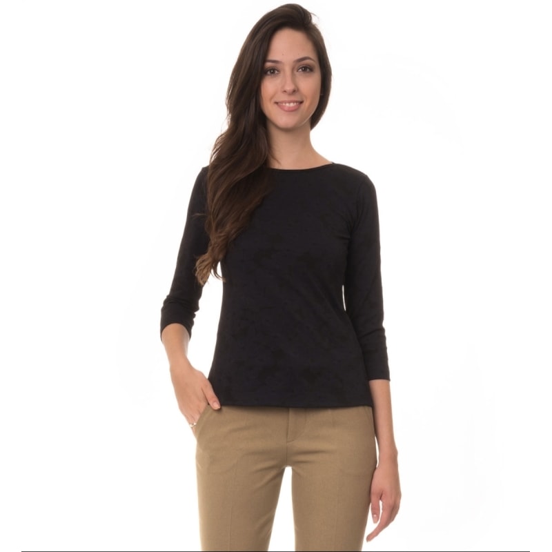 CAPITOLLIUM EXCLUSIVE - BLUSA JAQUARD FLORAL DECOTE CANOA - PRETO