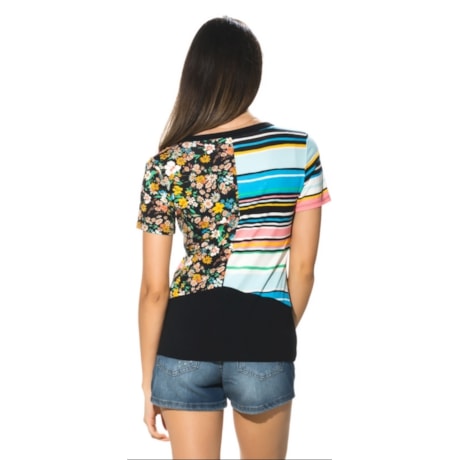 CAPITOLLIUM EXCLUSIVE - T-SHIRT ESTAMPA MIX FLORAL LISTRAS 2 - PRETO