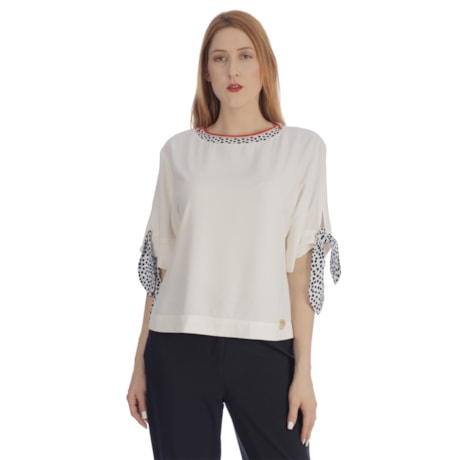 CHOLET - Blusa de Viscose Gola Retilinia e mangas detalhe Poá CHOLET - Blusa de Viscose Gola Retilinia e mangas detalhe Poá