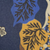 LUCIDEZ - BLUSA ESTAMPADA COM AMARRAÇÃO LATERAL - MARINHO