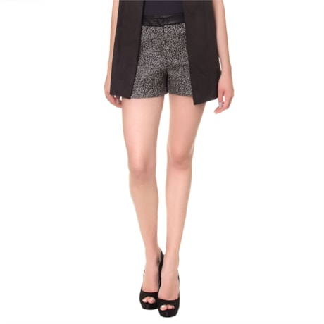 LUCIDEZ - SHORTS DAVENA TWEED CÓS COURO - PRETO LUCIDEZ - SHORTS DAVENA TWEED CÓS COURO - PRETO