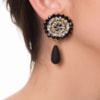 MARCIELLI RODRIGUES - BRINCO REDONDO COM STRASS - PRETO