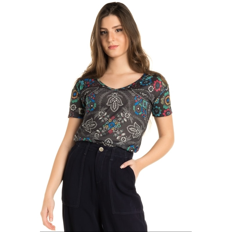 T- SHIRT CANTÃO SILK LENCO - PRETO
