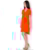 VESTIDO CREPE C/ PINGENTE NA GOLA - CORAL
