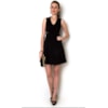 VESTIDO EM NEOPRENE PLUS COM APLICAÇÃO DE GUIPURE NA CINTURA - PRETO
