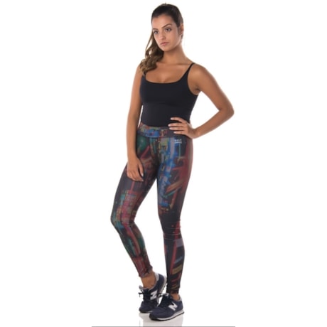 WALK TRENDY - CALÇA LEGGING ESTAMPA LIGHT CITY - PRETO